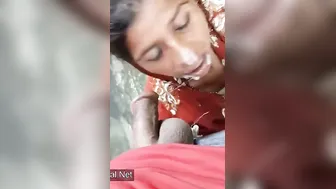 Dehati Aunty Gulping Thick Cumshot In Cow Shed Mms Scandal
