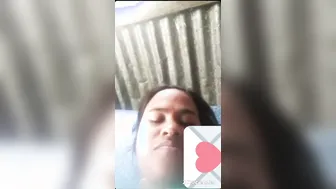 Horny Bhabhi Flashing Juicy Boobs To Lover In Village Haveli