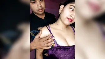 Hema Bhabhi Teasing With Hot Kisses On Live Cam Romance