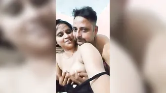 Lover Pressing Horny Bhabhi's Juicy Boobs In Viral Sex