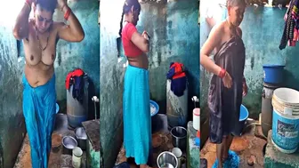 Topless Mature Village Aunty Bathing Caught On Hidden Cam