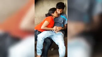 Srilankan Babe Sucking Desi Lund Before Outdoor Cowgirl Fuck In Fields