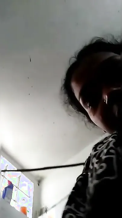 Village Aunty Flashing Wet Pussy To Lover Behind Coconut Grove