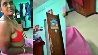 Tamil Aunty Riding Hubby After Brutal Boob Squeeze In Lungi