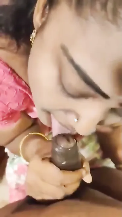 Tamil Housewife Gulping Lover's Cum In Cheap Hotel Bed Romp