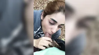 Pakistani Hottie Sucking In Jungle With Wild Passion