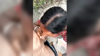 Local Randi Spreading Legs For Intense Outdoor Pussy Pounding