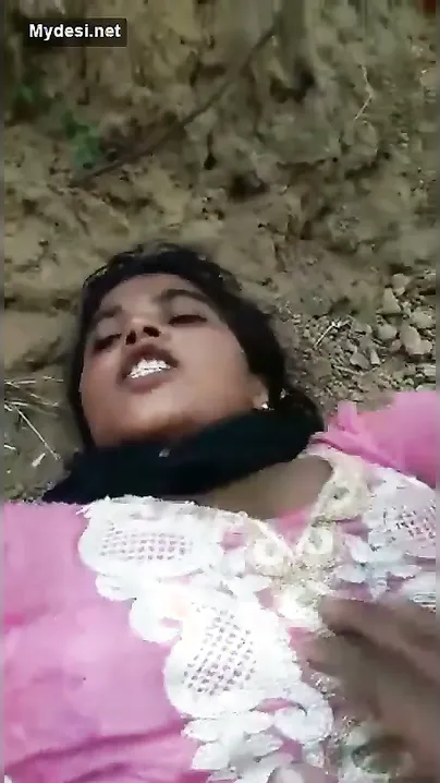 Local Desi Randi Bouncing On Dick In Passionate Outdoor Village Romp