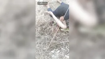 Village Randi Spreading Legs For Outdoor Pounding In Fields