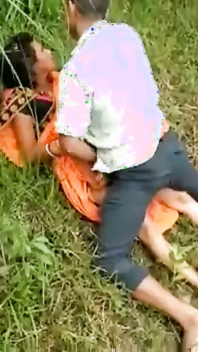 Bihari Randi Moaning Loud Getting Fucked Outdoors Desi Heat