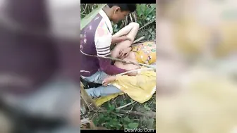 Desi Randi Slurps Cocks Sucking Fucking Young Lads Outdoor