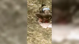 Dehati Randi Squirting Juices In Wild Outdoor Chudai Mms