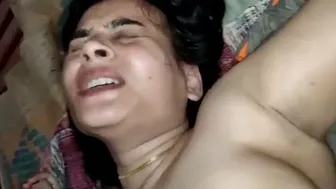 Bhabhi Begging Me To Pound Her Gaand Harder While Hubby Sleeps Next Room