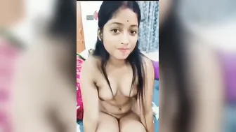 Saree-Clad Gf Strips Nude In Viral Bedroom Show