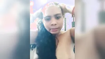 Gf Records Nude Head Bath Shower In Steaming Bathroom