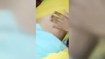 Village Bhaiya Fucked Bhabhi Raw On Muddy Ground Till She Cried