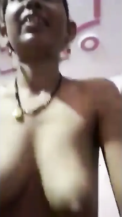 Married Bhabhi Ne Lund Ki Chadhai Karte Hue Riding Ki