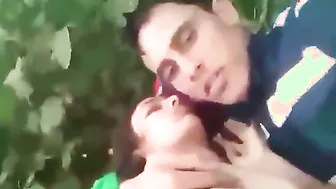 Jungle Ke Andhere Mein Mast Chudai Karte Hue