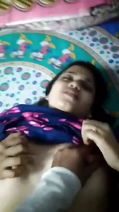 Boyfriend Films Cute Gf Whimpering As He Pounds Her Tight Pussy Hard
