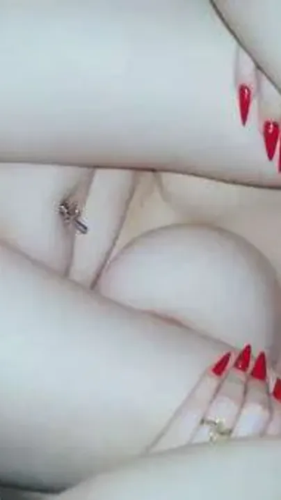 Arab Beauty Fucks Indian Guy In Cheap Hotel Room Near Dubai Mall