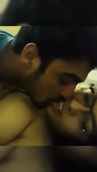 Punjabi GF Riding Her Bf’s Thick Cock In Parked Car At Night