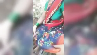 Village Bhabhi Sneaking Off To Fields For Secret Afternoon Fuck Session