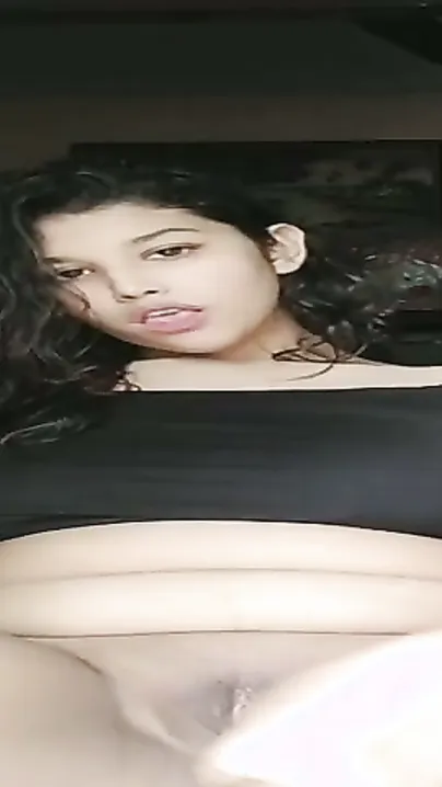 Viral Desi Girl Rubbing Pencil Hard On Clit And Asshole Alone