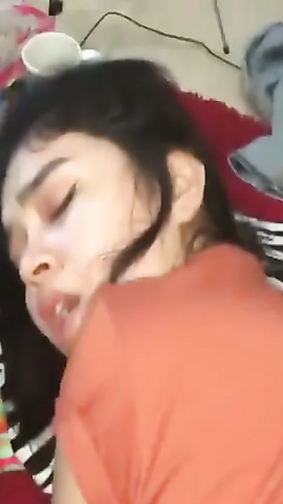 Nri Desi Ladki Ne Doggy Style Mein Bathroom Mein Apna Maza Nikalwaya