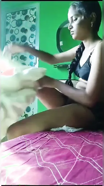 Cute GF Sobs Through Brutal Pounding In Viral Bedroom Clip