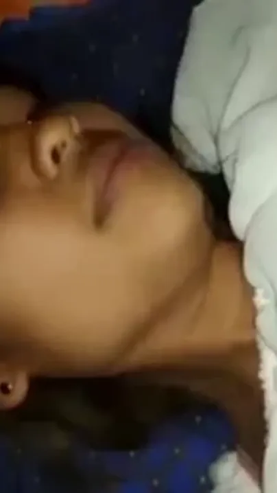 Bengali Ladki Ki Jhantowali Chut Ko Boyfriend Ne Mms Banate Choda