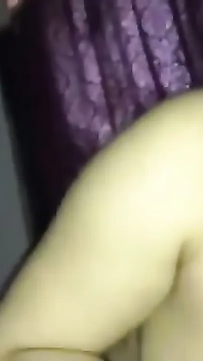 Lund Chusne Wali Randi Ne Mms Banate Hue Hindi Gaali Di