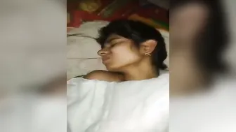 Bangla Boudi Wakes Up At Midnight For Secret Raat Ki Chudai
