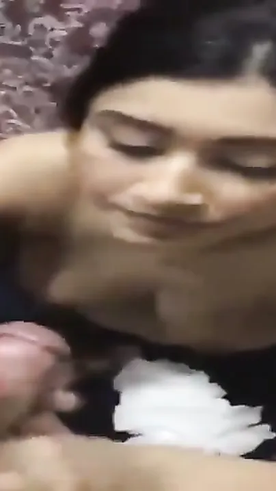 Famous Desi Girl’s Leaked Mms Shows Lund Chusai Then Brutal Chudai