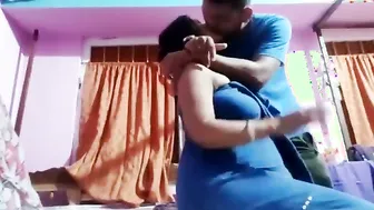 Bhabhi Moaning While Sucking Devar’s Thick Cock In Saree Pallu