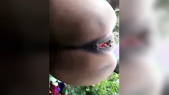 Aunty's Juicy Pussy Gets Licked Deep In Jungle Hideout