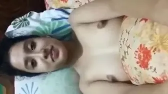 Boyfriend Fingering GF's Soaking Wet Pussy Slowly