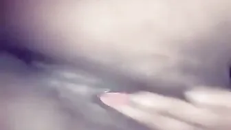 Village Girl Mashed Her Boobs And Flashed Wet Chut Near Wheat Field