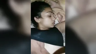 Chudai Ke Waqt Sexy Expression Deti Hui Sri Lankan Gf Bed Par