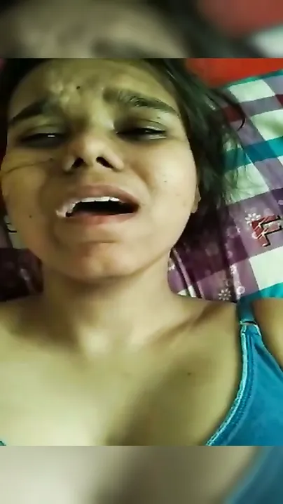 GF Screamed In Pain As Boyfriend Pounded Her Raw Without Lube