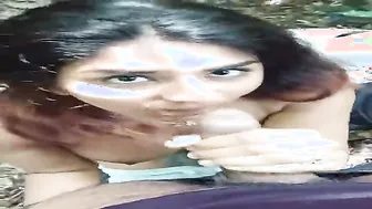 Boyfriend Sucks Lund Behind House While GF Moans Softly