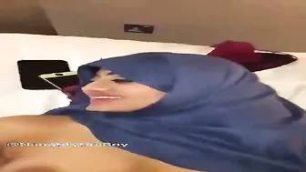 Pakistani Office Girl Begging Indian Boss To Pound Her Tight Pussy