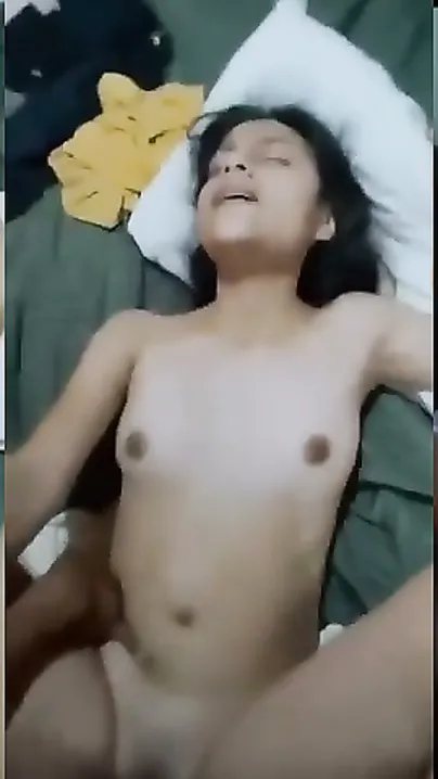 American Gf Moaning Loud While Taking Dick Deep In Her Tight Cunt