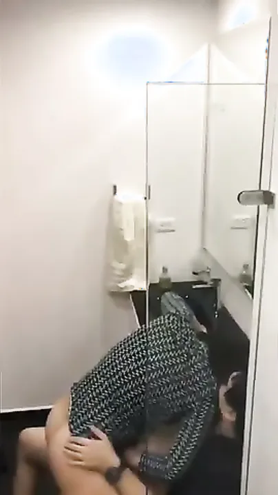 Punjabi Gf Took My Dick Deep In Her Pussy Under Bathroom Spray