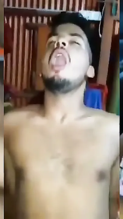 Desi Couple Strips Bare In Steamy Room For Raw Nangi Chudai