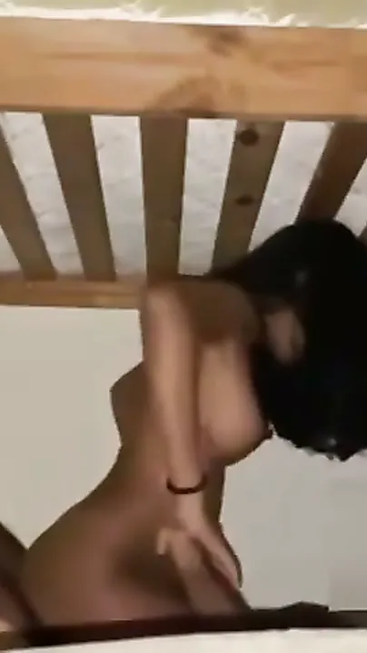 Gf's Empty House Turns Hot With Her Jawaani Chudai Session