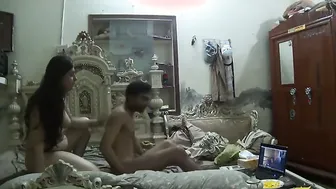 Pakistani Bhabhi Caught Cheating With Servant In Steamy Fuck Fest