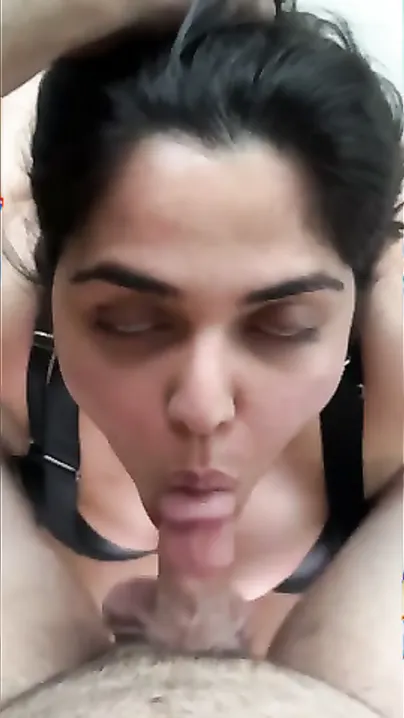 Pakistani Wife’s Room Echoed With Moans Sucking Husband’s Thick Meat Pole