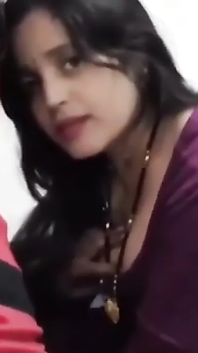 Chuchiyan Dabate Hue Bhabhi Ko Missionary Position Mein Pela Zor Se