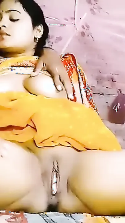 Badi Chuchiyon Wali Biwi Ki Missionary Chudai