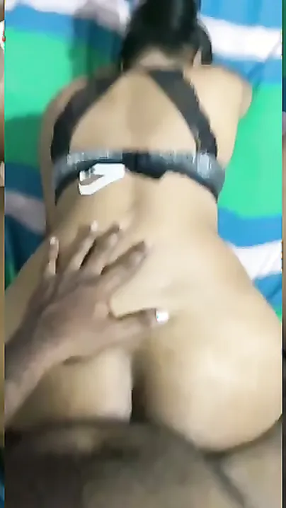 Kamre Mein Akeli Bhabhi Ko Devar Ne Ghodi Banakar Pela